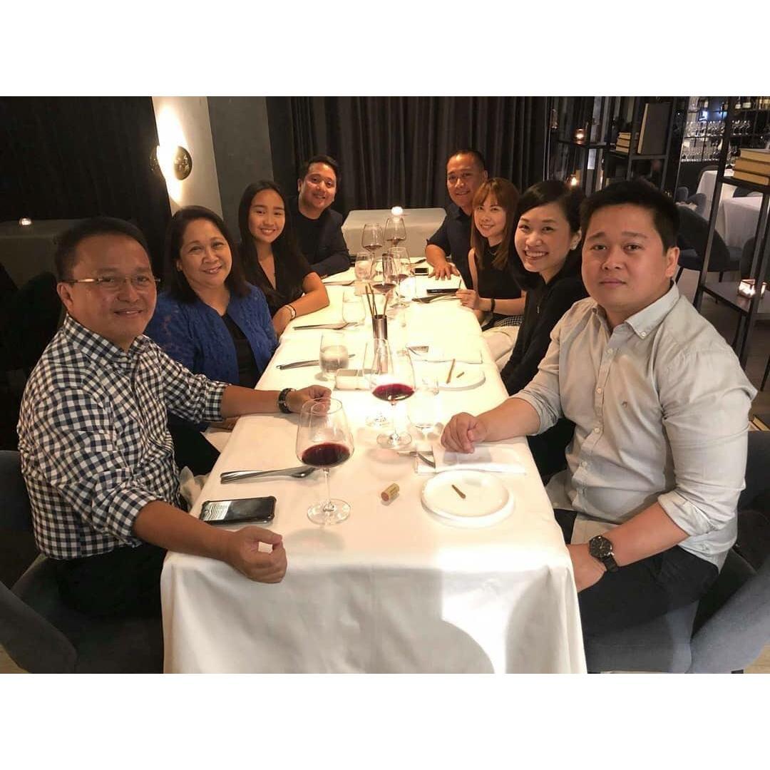 Celebrating Garen's 31st Birthday! It was the first time Samantha met his family.