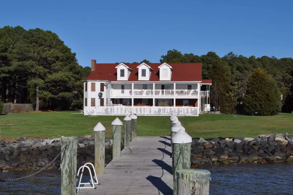 The Wedding Website of Kelsey Wood and Mark Biros