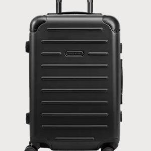 Carry-On Closet Original - Medium - Baltic Black