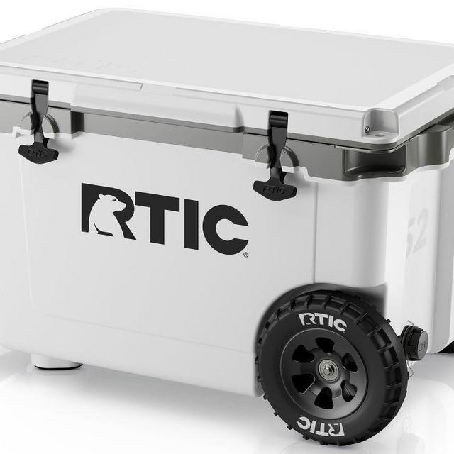 52 QT Ultra-Light Wheeled Cooler