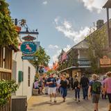 Shopping on Saint George Street