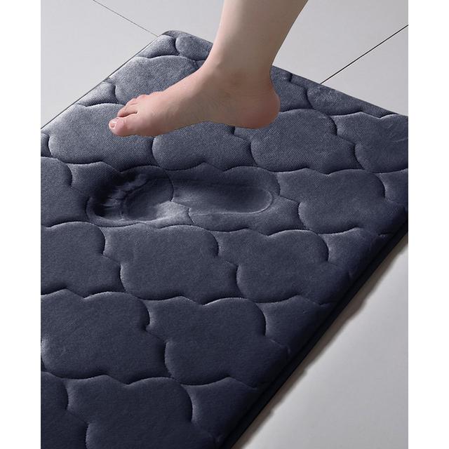 Amadora Quatrefoil 24" x 60" Memory Foam Bath Runner