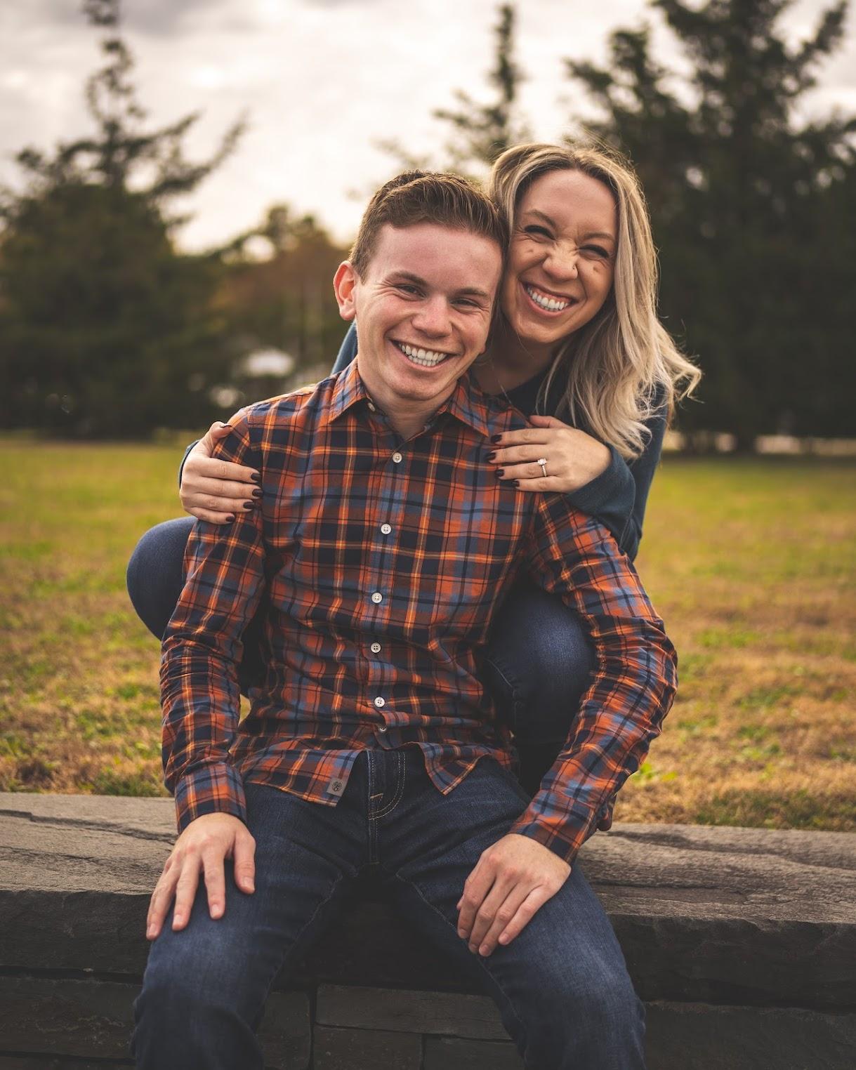 The Wedding Website of Hannah Der Aris and James Broyles