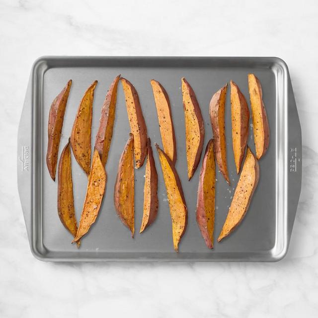 All-Clad d3 Stainless-Steel Half Sheet Pan