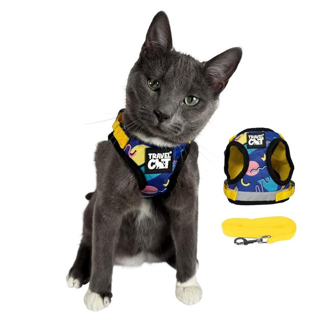 Travel Cat Harness and Leash Set - Adjustable Fit Harness and Reflective Strap - Comfort Walking Vest for Kitten for Outdoor Walking, Hiking (Medium, 90s Cat)