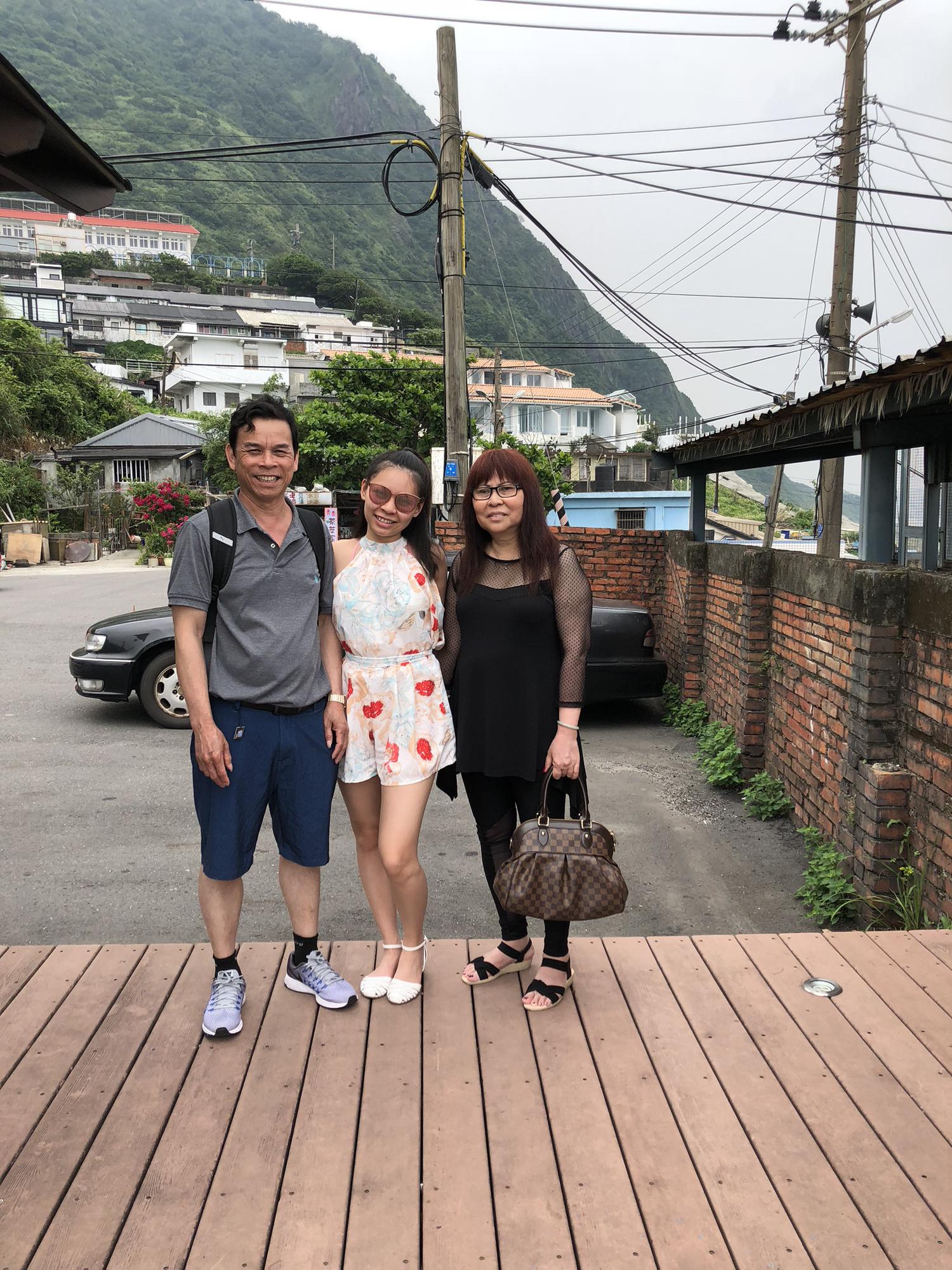 Michelle, Mom, and Dad, Taiwan 2018