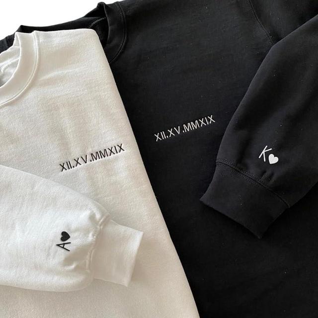 Custom Embroidered Roman Numeral Date Couple's Sweatshirt, Matching Sweatshirts For Couples, Custom Embroidered Sweatshirt, Custom Crewneck Sweatshirt, Anniversary, Engagements, Valentine's Day Gifts