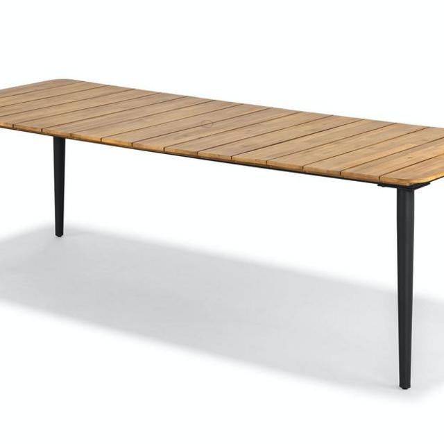 Latta Outdoor Table 6-8