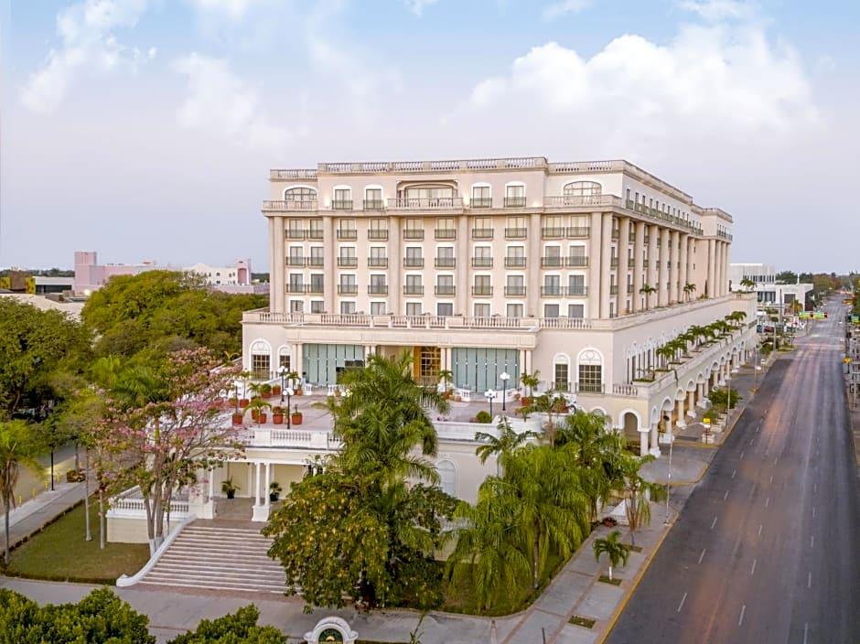 The Wedding Website of Roberto Fuentes and Mariana Huezo