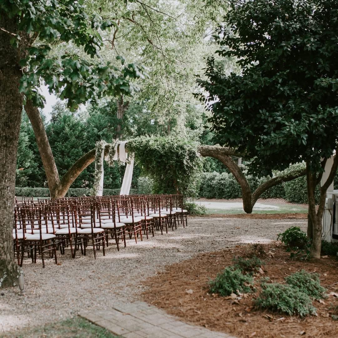 The Wedding Website of Katie Gregory and Eddie Sobodash