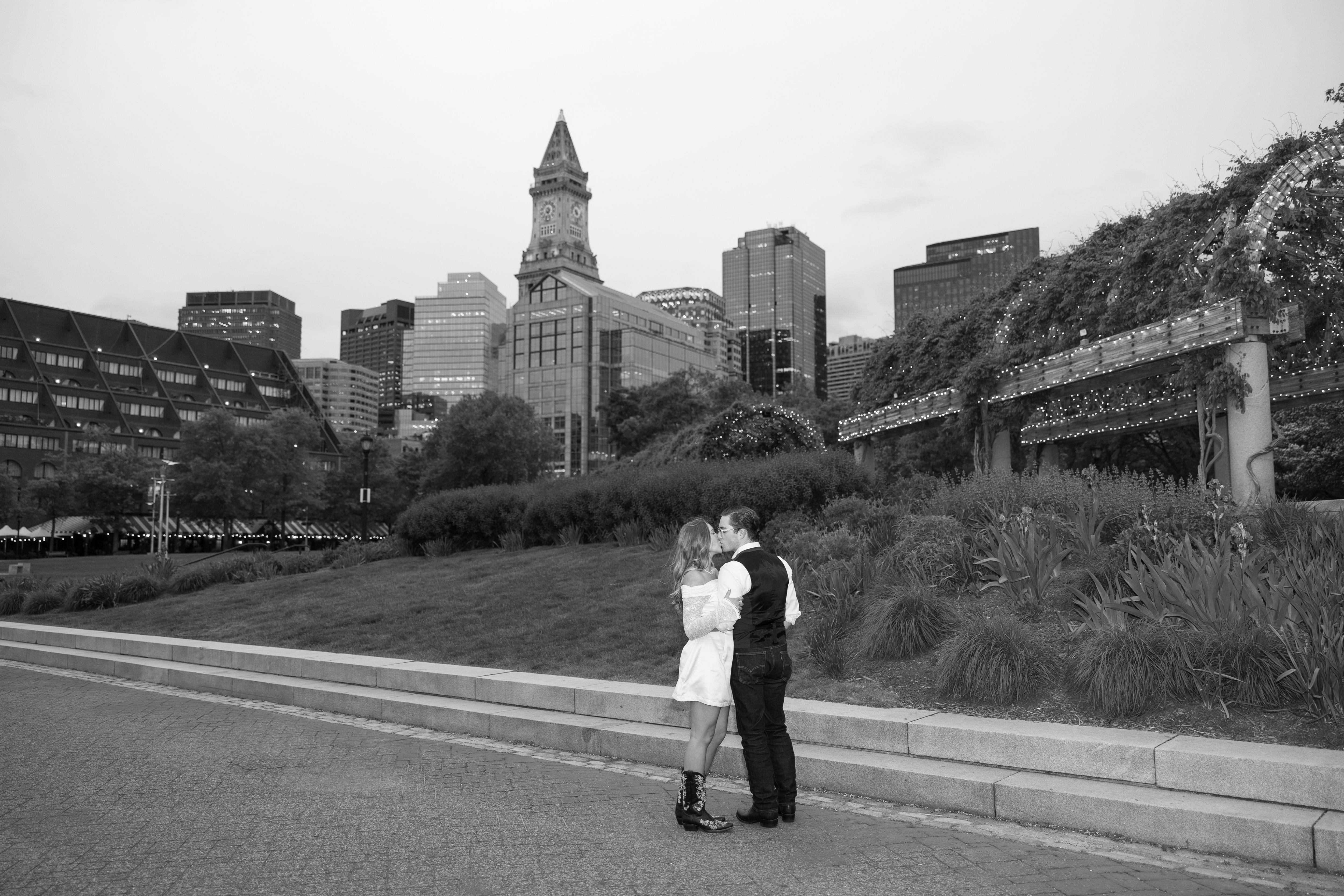 The Wedding Website of Annalise Grace Loizeaux and Zachary Carlton Livingston
