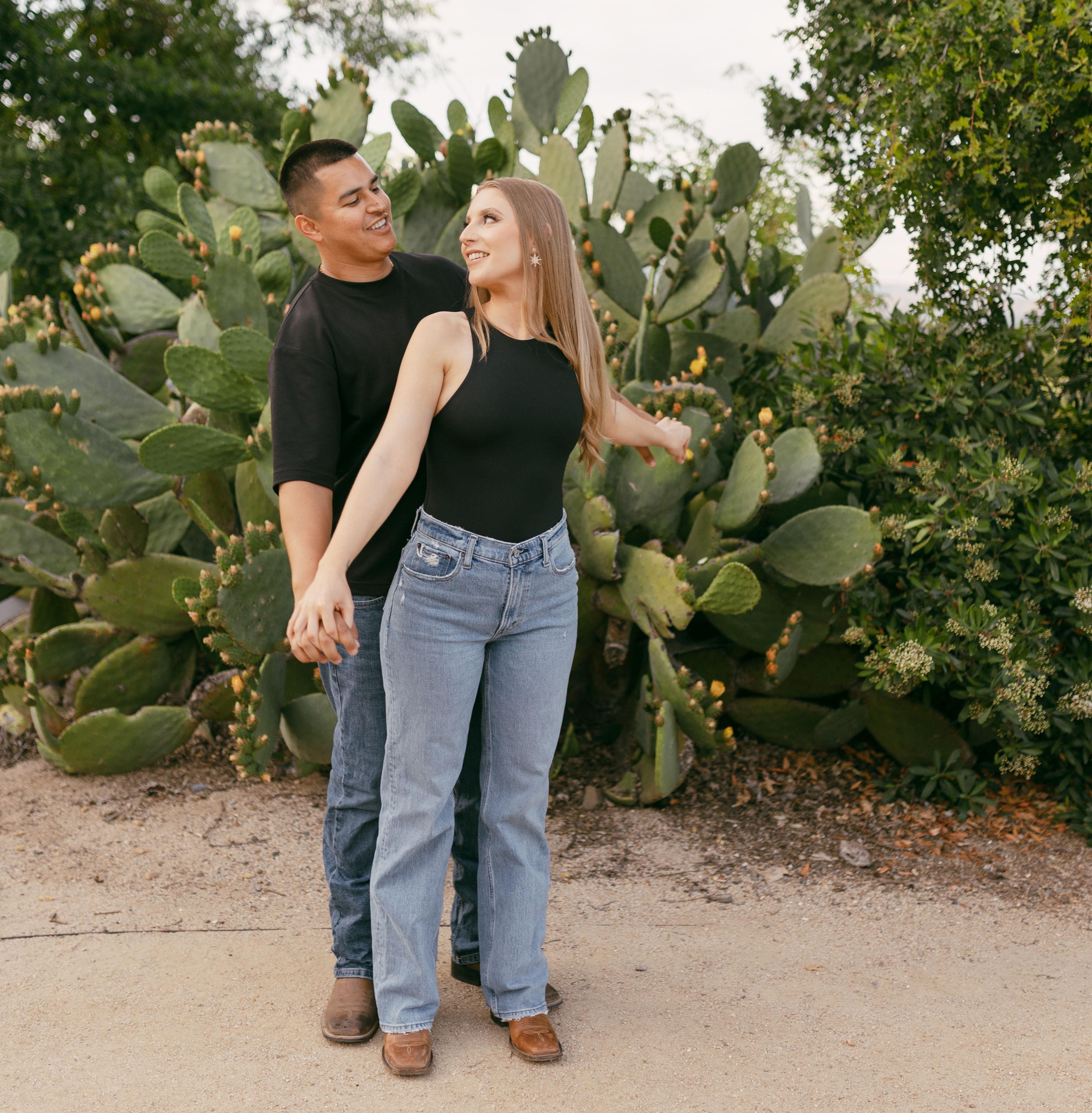 The Wedding Website of Allie Furlong and Christopher Salas