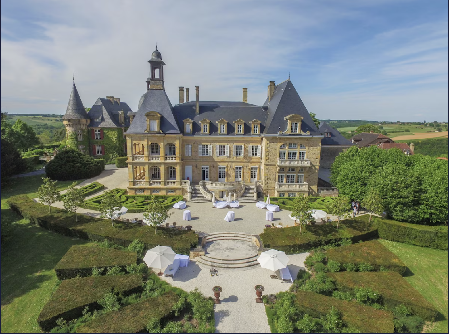 The Wedding Website of Helene Chiroussot-Chambeaux and Luke Turner Boyett