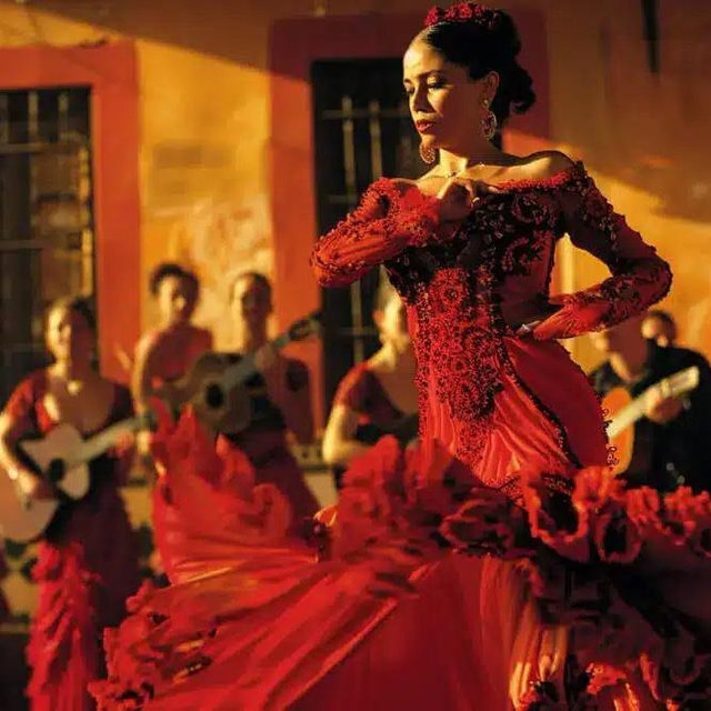 Madrid: Flamenco Show & Romantic Dinner