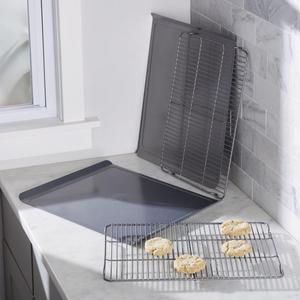 Calphalon ® 4-Piece Cookie Sheet and Cooling Rack Set