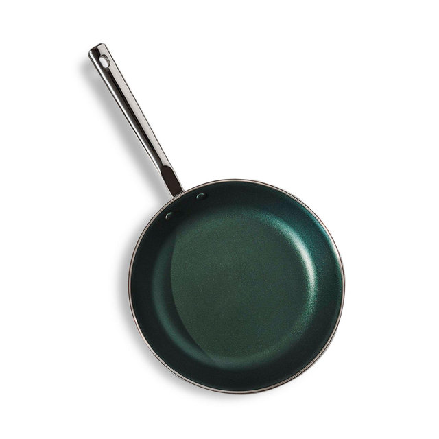 Material The Coated Non Stick 10.5" Pan