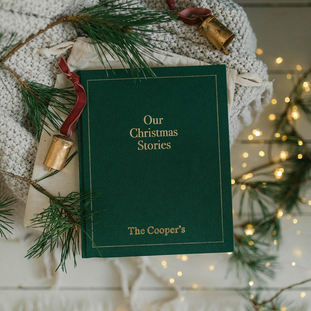 christmas memories keepsake book in green | christmas book | christmas memory book | christmas present | christmas gift |