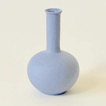 Mini Beauty Vase in Lilac Gray