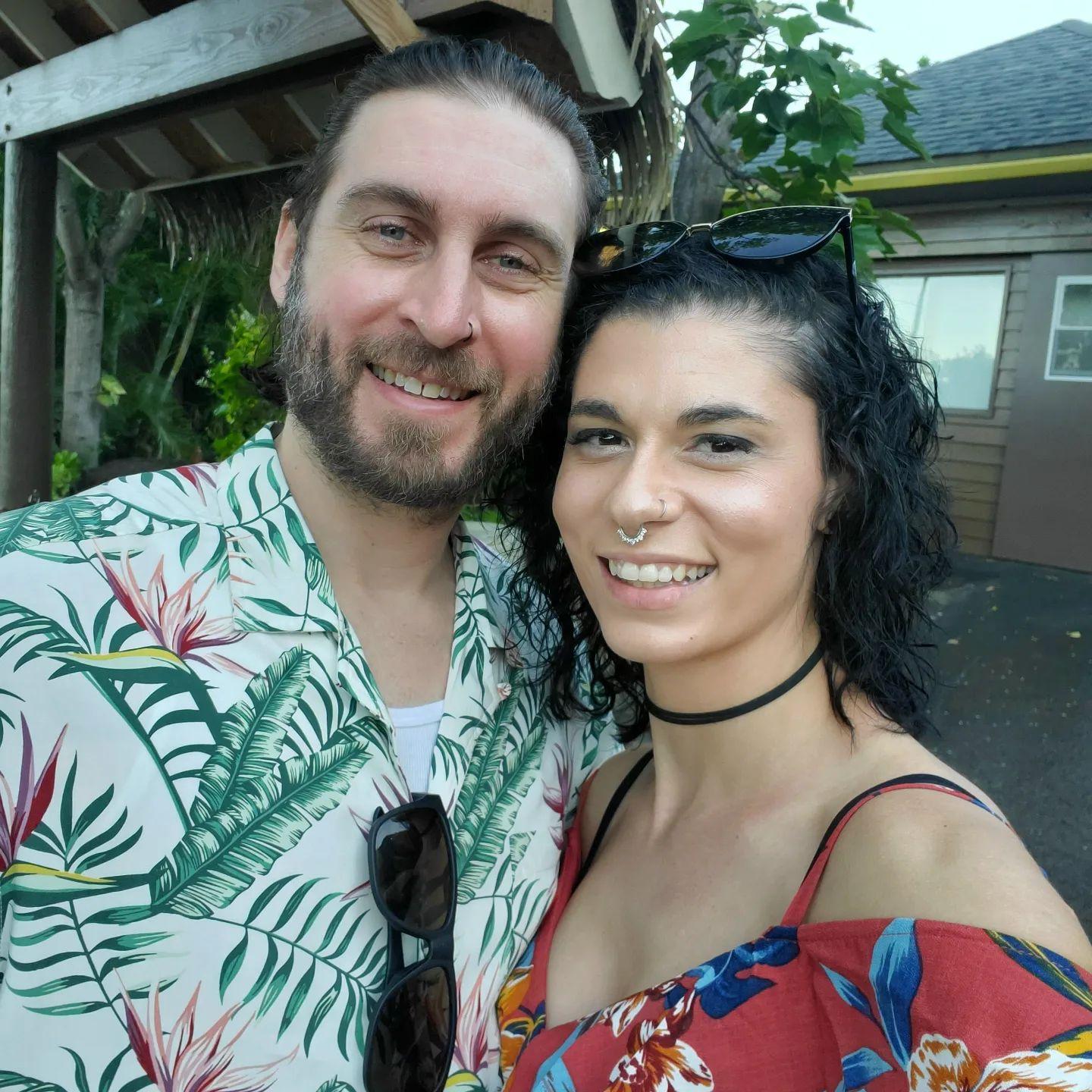 First vacation together! Hawaii <3 Valentines Day