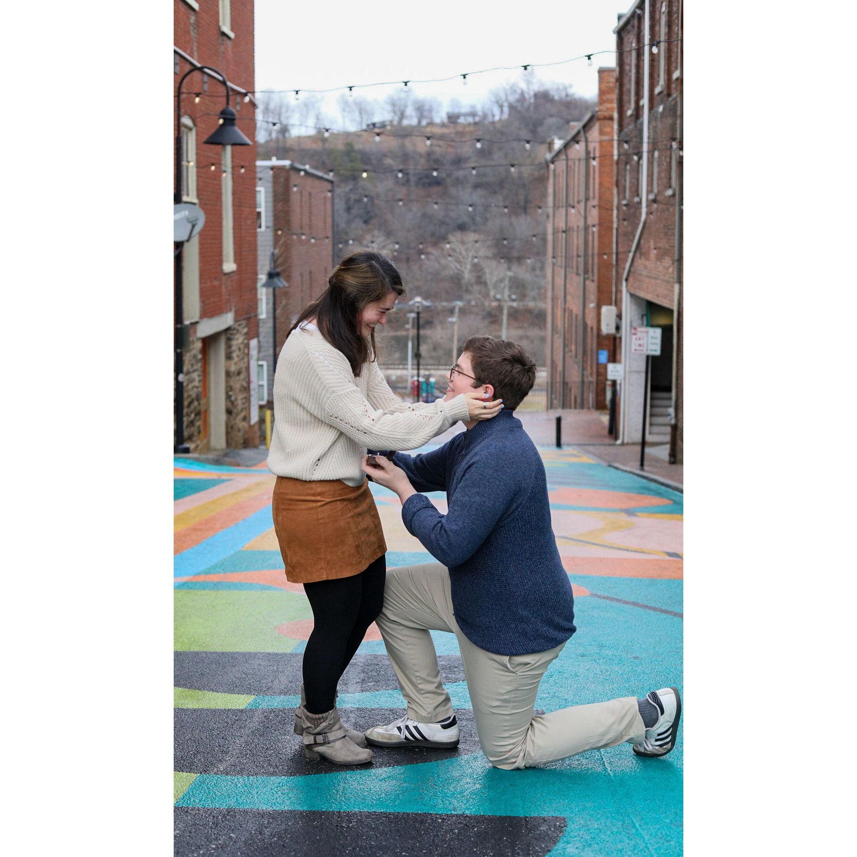 WE'RE ENGAGED!!