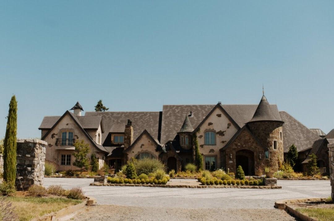 The Wedding Website of Marisa Betnar and Dylan Horner