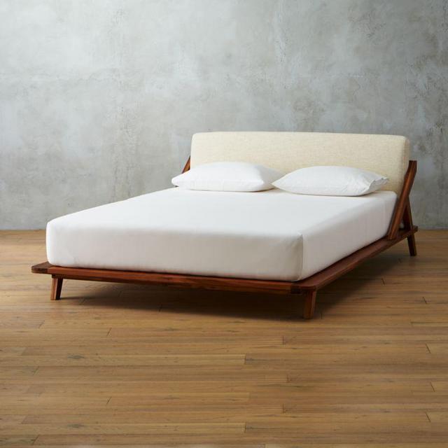 Drommen Acacia Wood Queen Bed