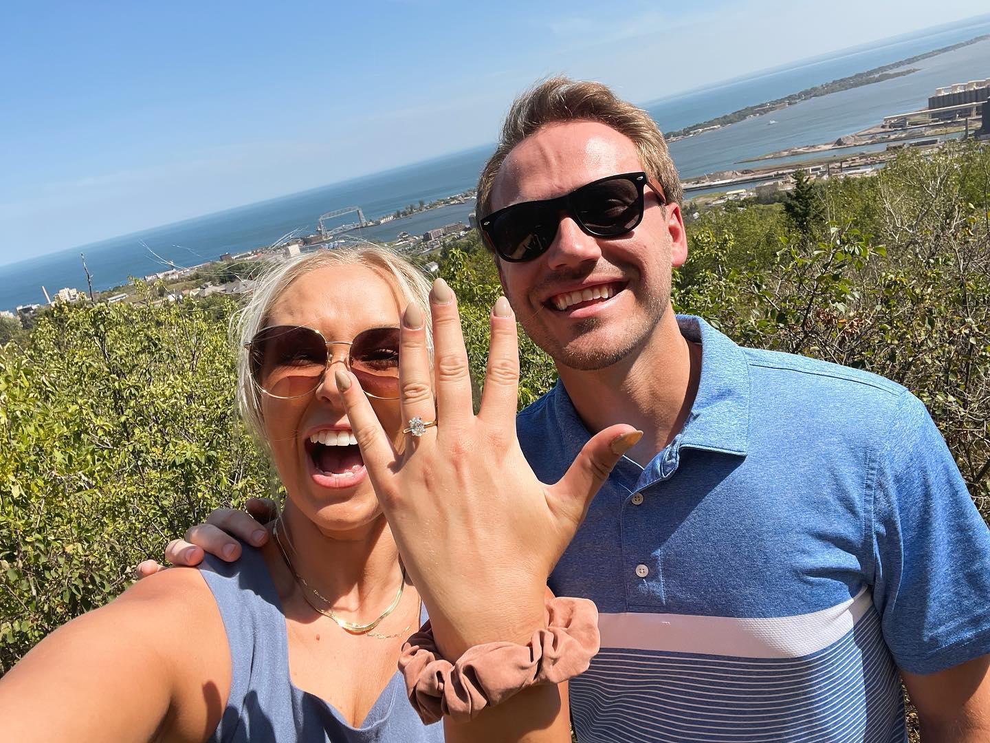 The Wedding Website of Jennifer Willert and Zach Thomson