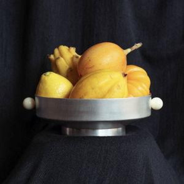Fruit Bowl 18 White — .