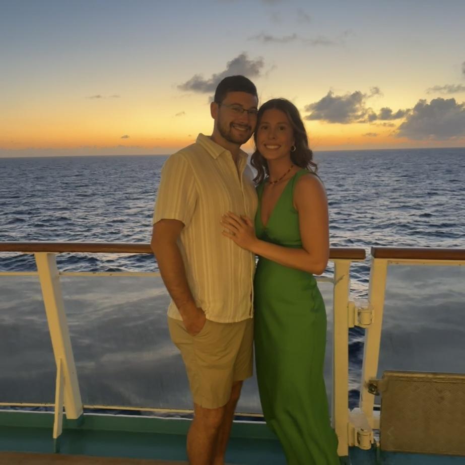 We love cruises 🛳️🏝️🌞