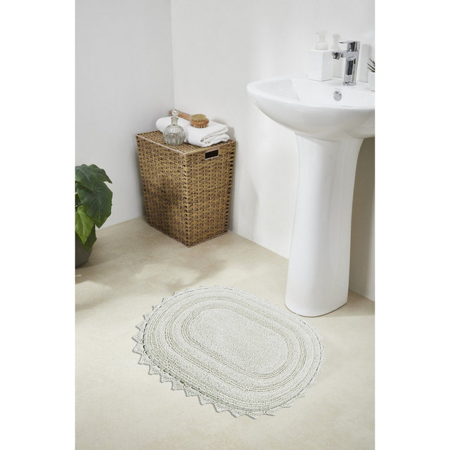 Better Trends Lilly 100% Cotton Tufted Reversible Oval Bath Rug with Border, Soft Absorbent Bathroom Mat, Machine Washable, 17" x 24", Ivory