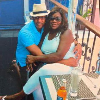The Courtship.
Their first outing was at Bohemian Caverns—jazz, good conversation, and the
discovery that Dawn will not leave the house unless the tips of her shoes are polished. Mark also revealed his inner social butterfly.
