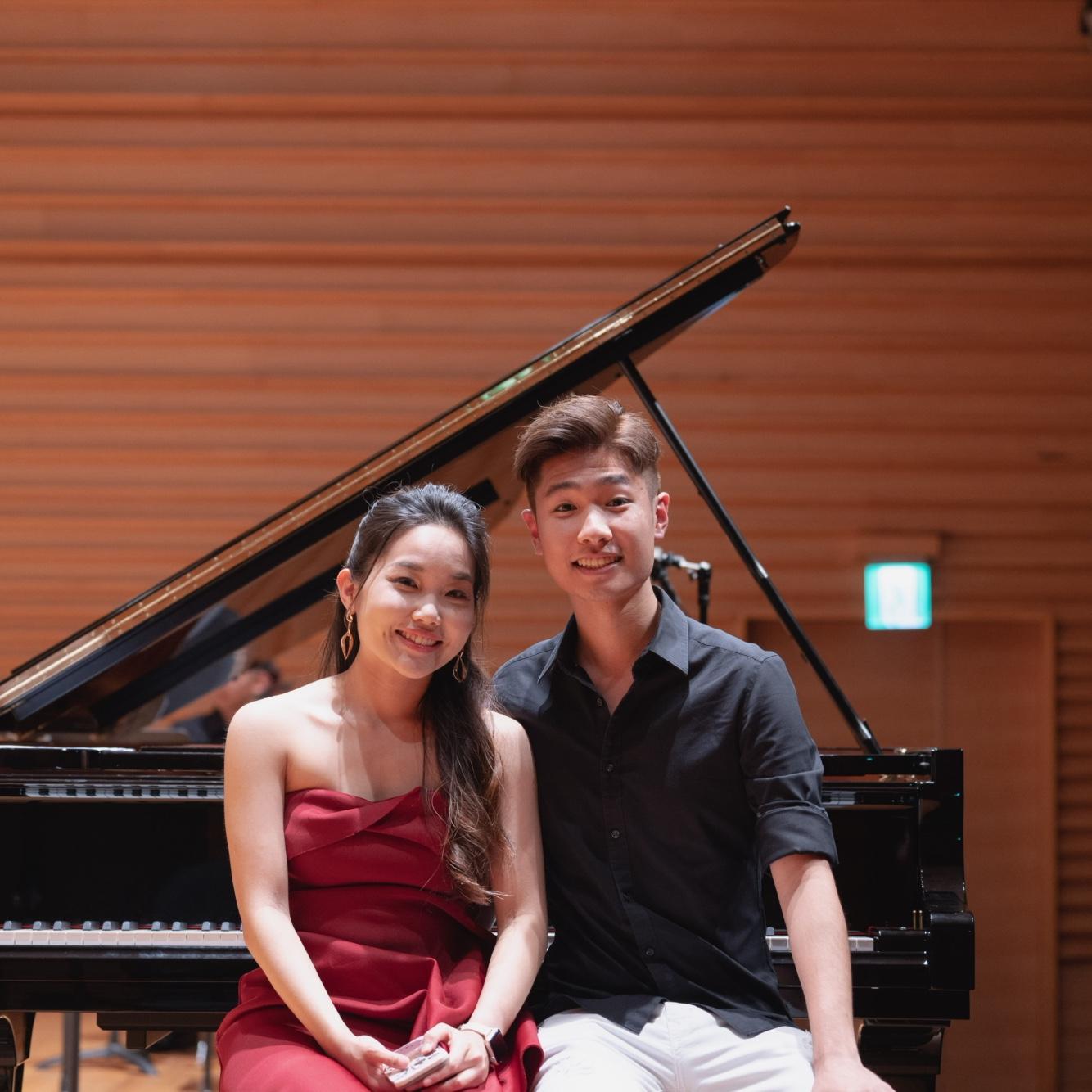 Hillson could probably memorize the concert repertoire as well as how Grace did, coz he was always there on zoom while she was practicing hard!!🥹 Boyfriend material 💯