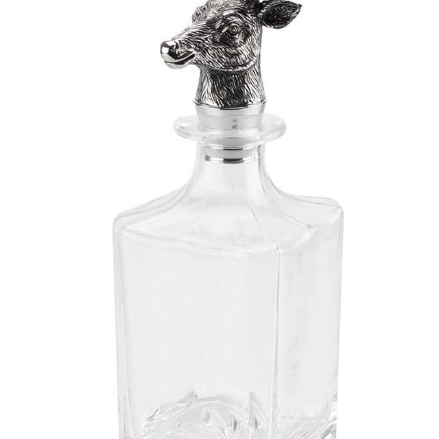 Rigeli Regent Straight Body Whiskey Decanter - Chromeplated Stag Head Stopper Whiskey Decanter Gift Set for Bar by Luxury Decanter for Bourbon, Scotch, or Whiskey 25.3 oz 750ml Transparent