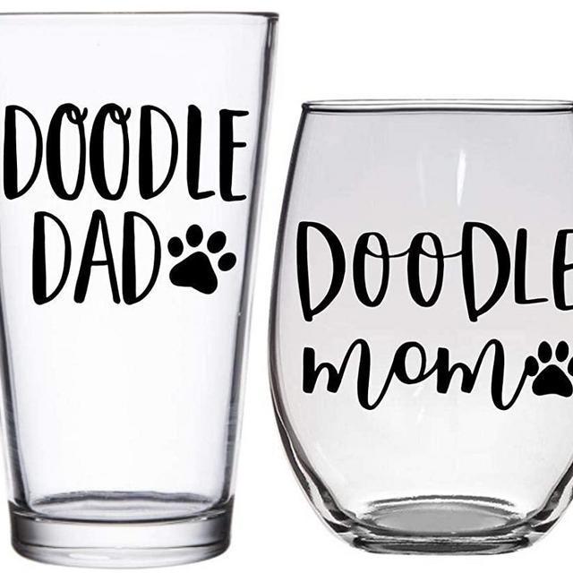 Doodle Mom & Dad Glass Set - Premium 21oz Stemless Wine Glass - 16oz Pint Glass - Gift for Doodle Lovers