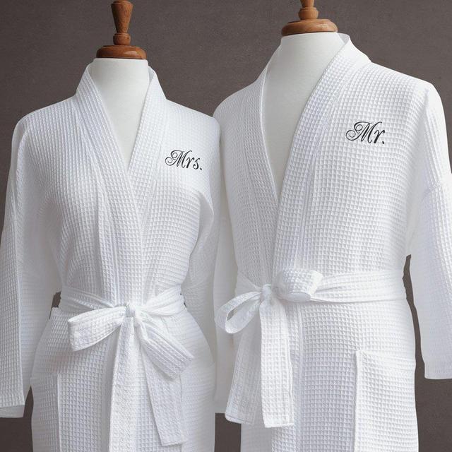 Luxor Linens Egyptian Cotton Waffle Weave Robe with Mr./Mrs. Couple's Embroidery, Black Monogram