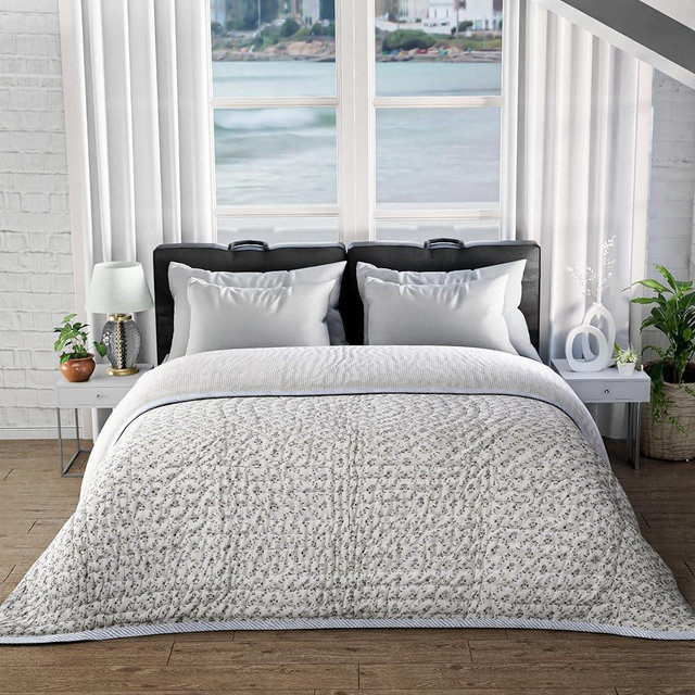 Ridhi Cotton Reversible Quilt Hand Block Printed Queen 90 x 96 Powder and Pigeon Blue Soft Lightweight Blanket for Sofa Couch & Bed Décor Lightweight Soft Breathable Handmade