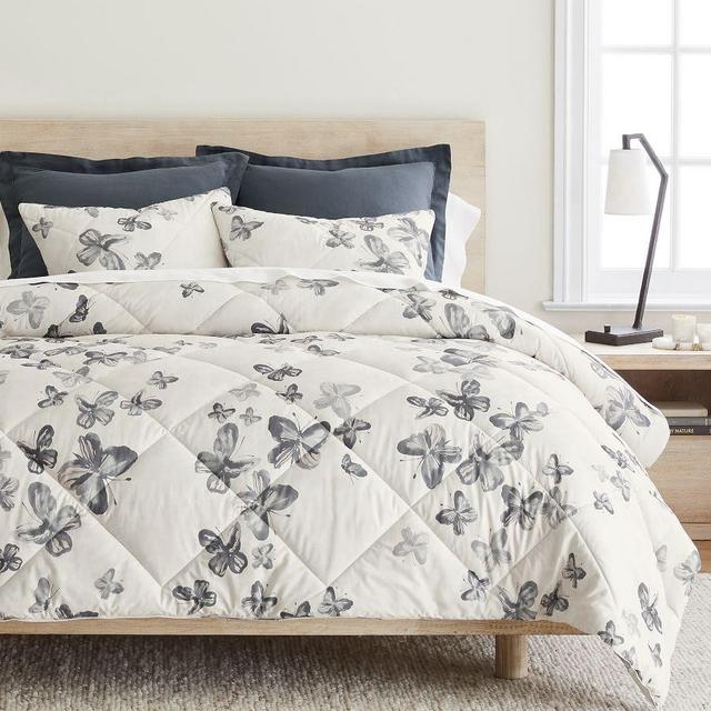 Butterfly Kisses Percale Comforter, Full/Queen