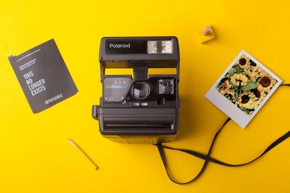 Polaroid One Step Close Up 636 Instant Film Camera  Vintage Polaroid 600 type film camera