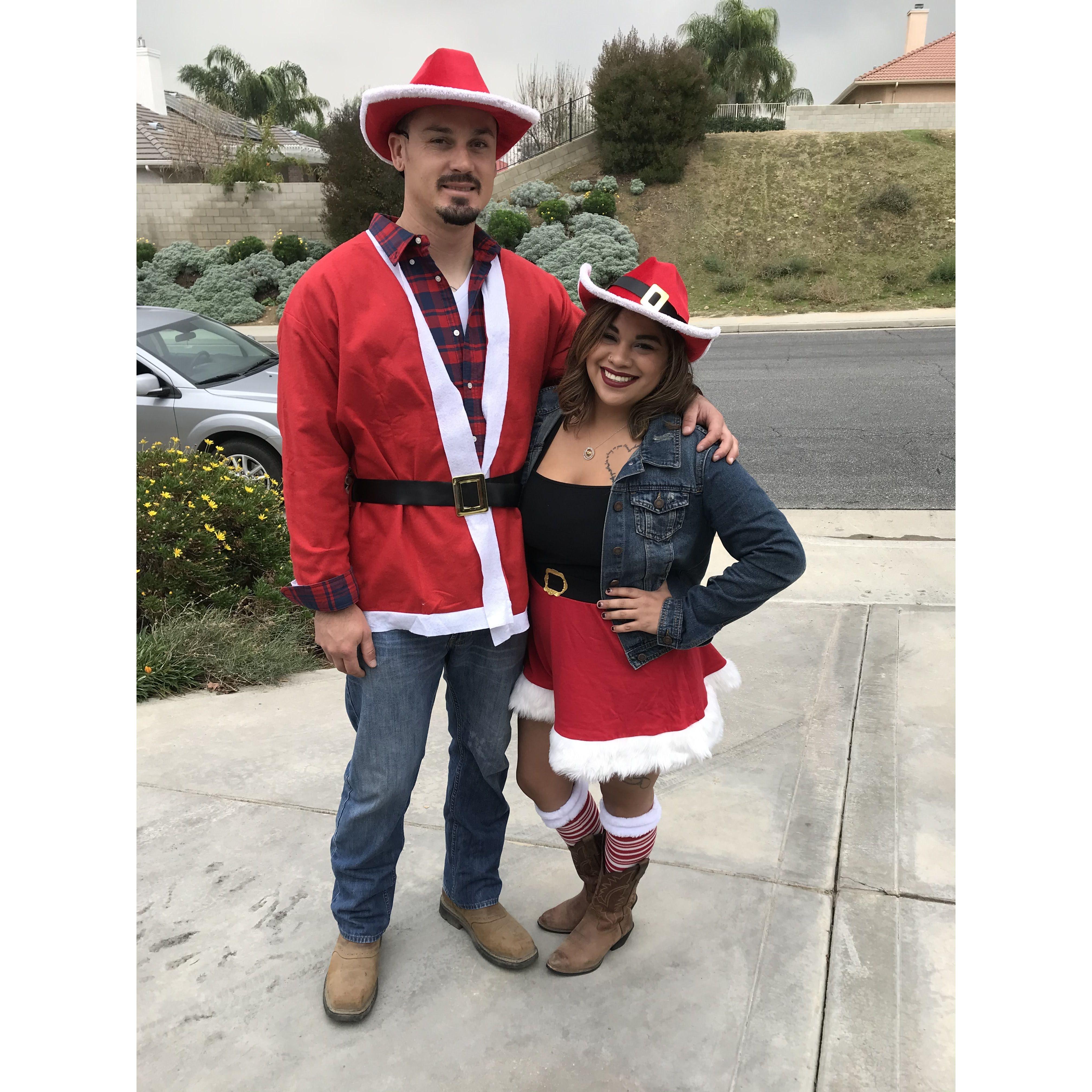 Santa Crawl in Newport