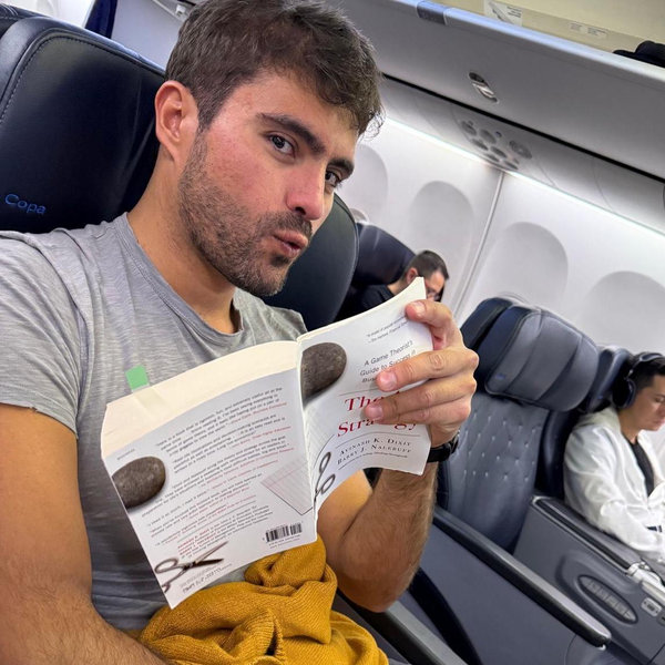 Round trip MIA-SYD (1 ticket)