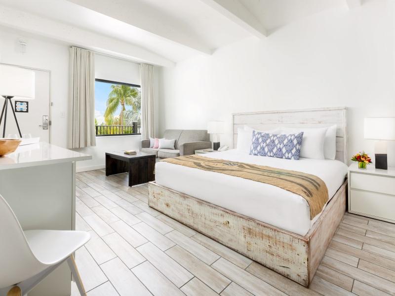 The Wedding Website of Jenelle Pierce and Stephen Grabowicz