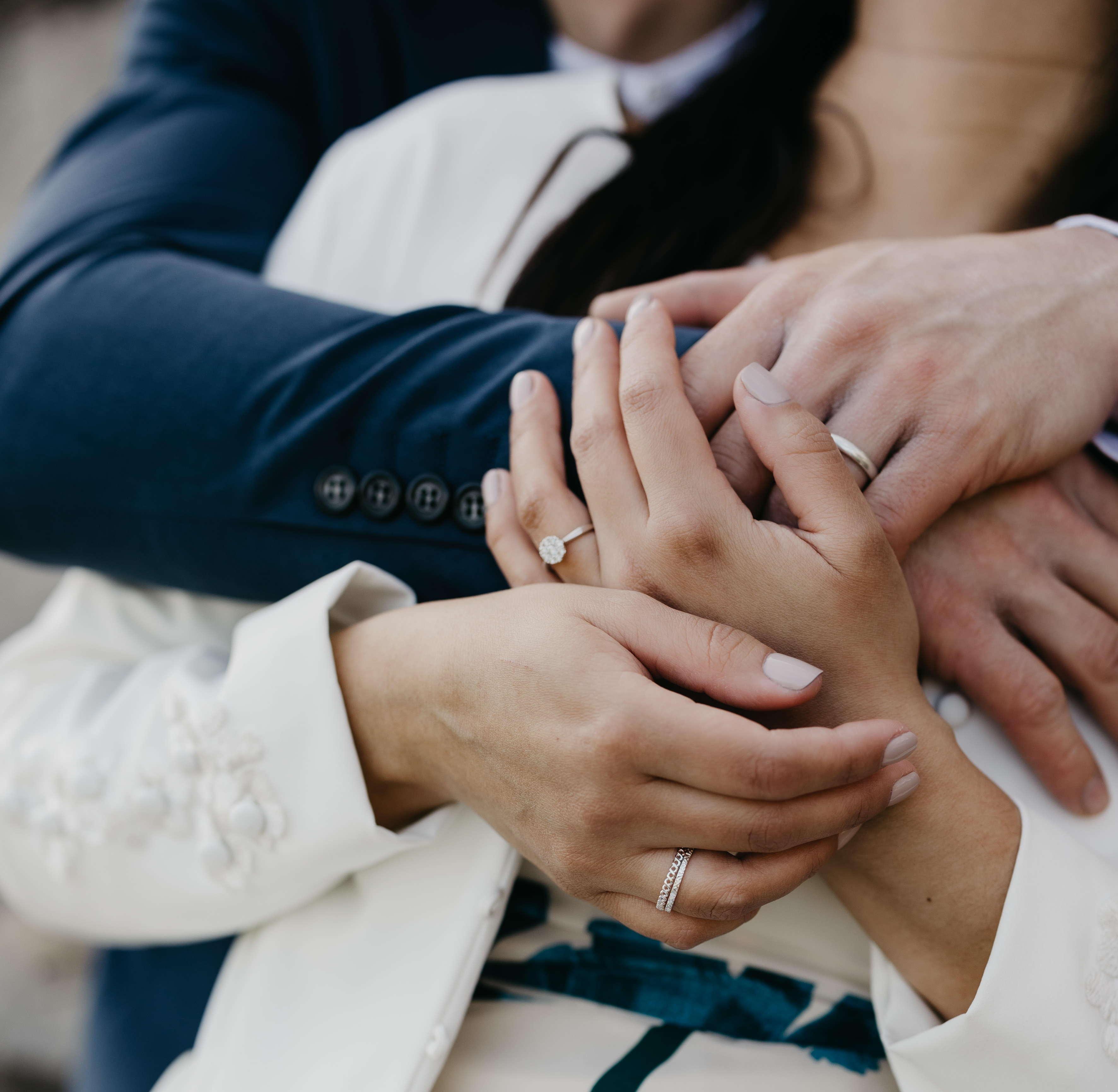 The Wedding Website of Michelle Ponce and Berni Roth
