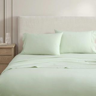 The Skylands Cotton Percale 4-Piece Sheet Set