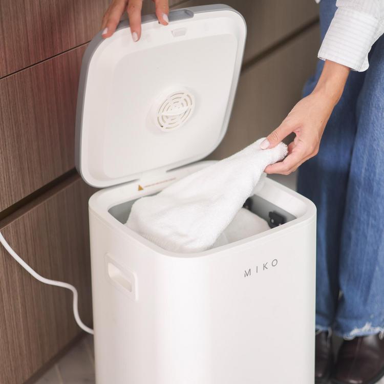 Miko, Nest Towel Warmer | Zola