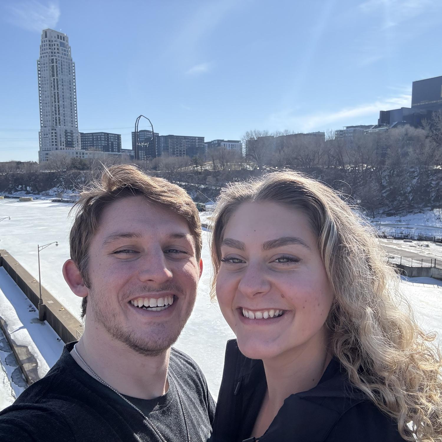 Walks on the Stone Arch bridge