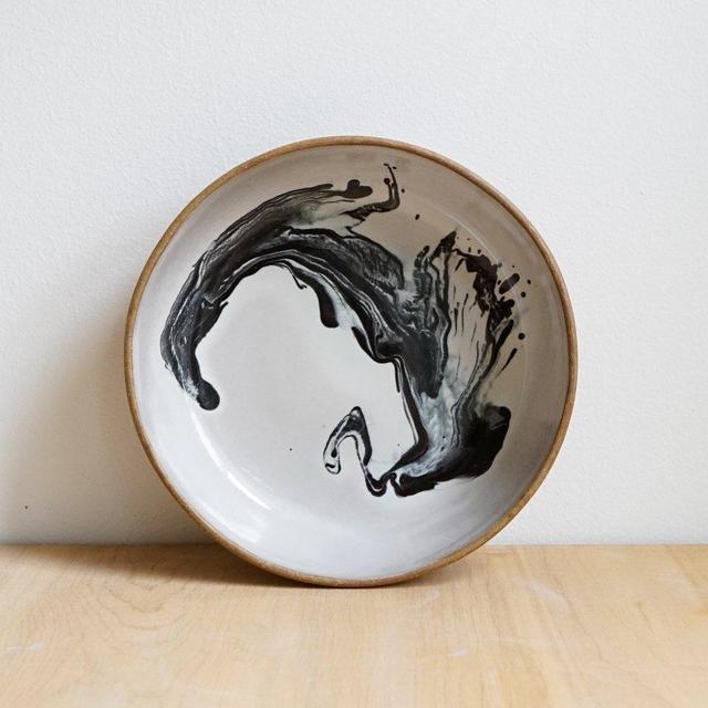 Shallow bowl, Squid
