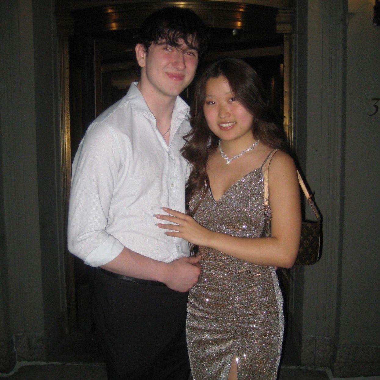 Lauren's lockscreen and our first event and post together