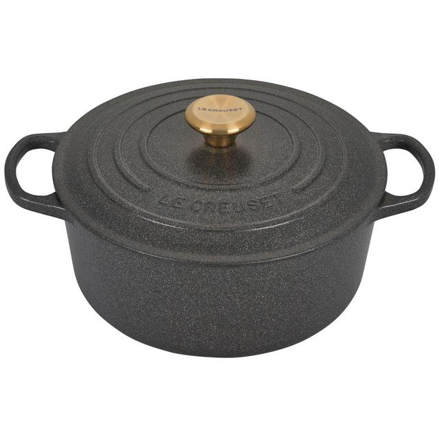 Le Creuset® Signature 5.5 qt. Round Dutch Oven in Stone