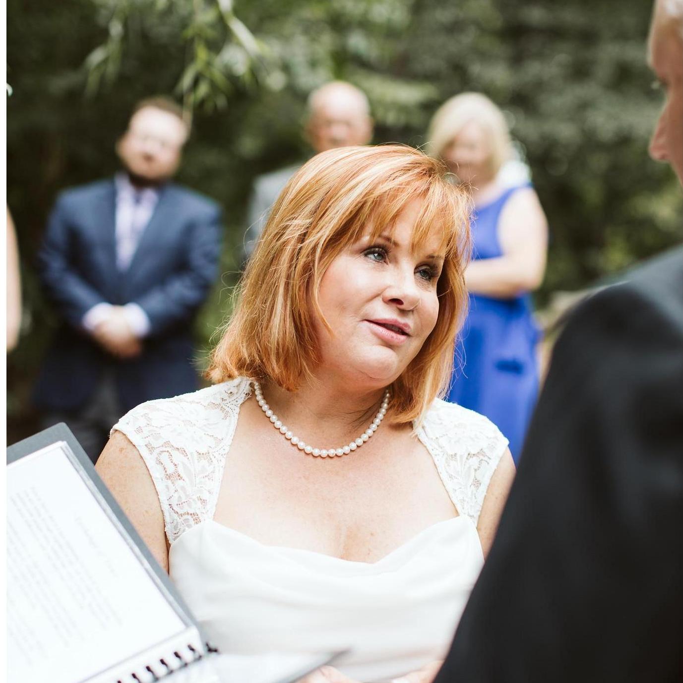 Terri saying her vows to Steve