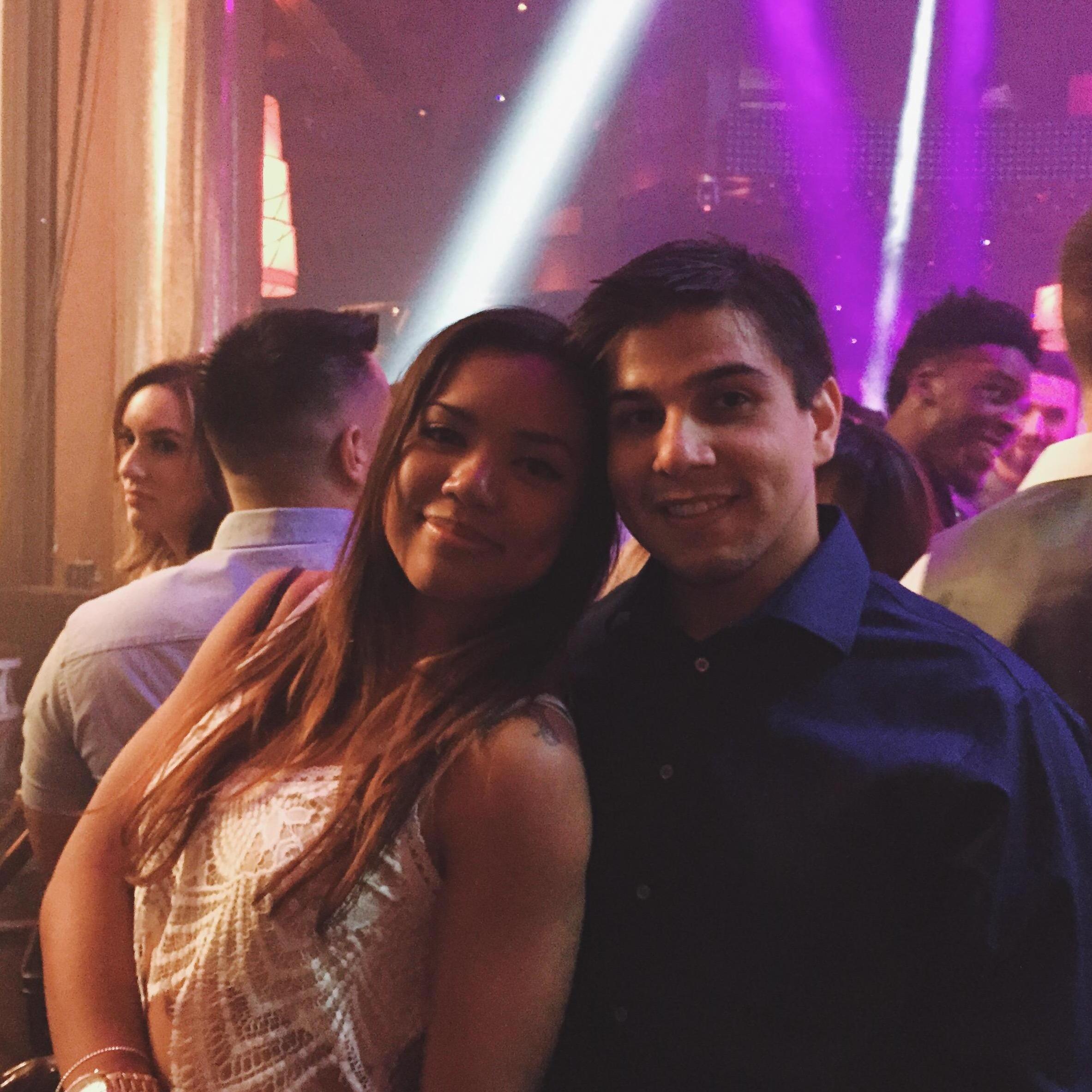 #XSLasVegas this was honestly the best group of people I could've met at a nightclub - Pim